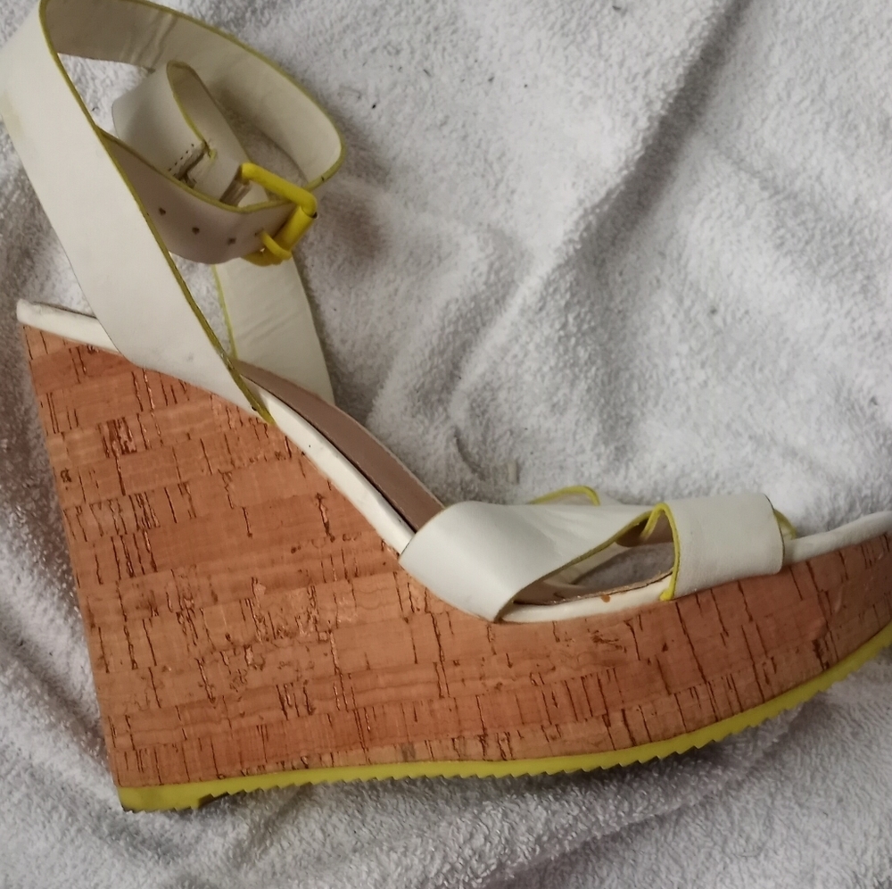 OPEN TOE HEELS